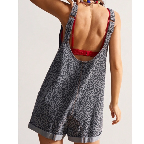 Leopard Print V neck Pockets Denim Jeans Romper Jumpsuit - Picture 2 of 5